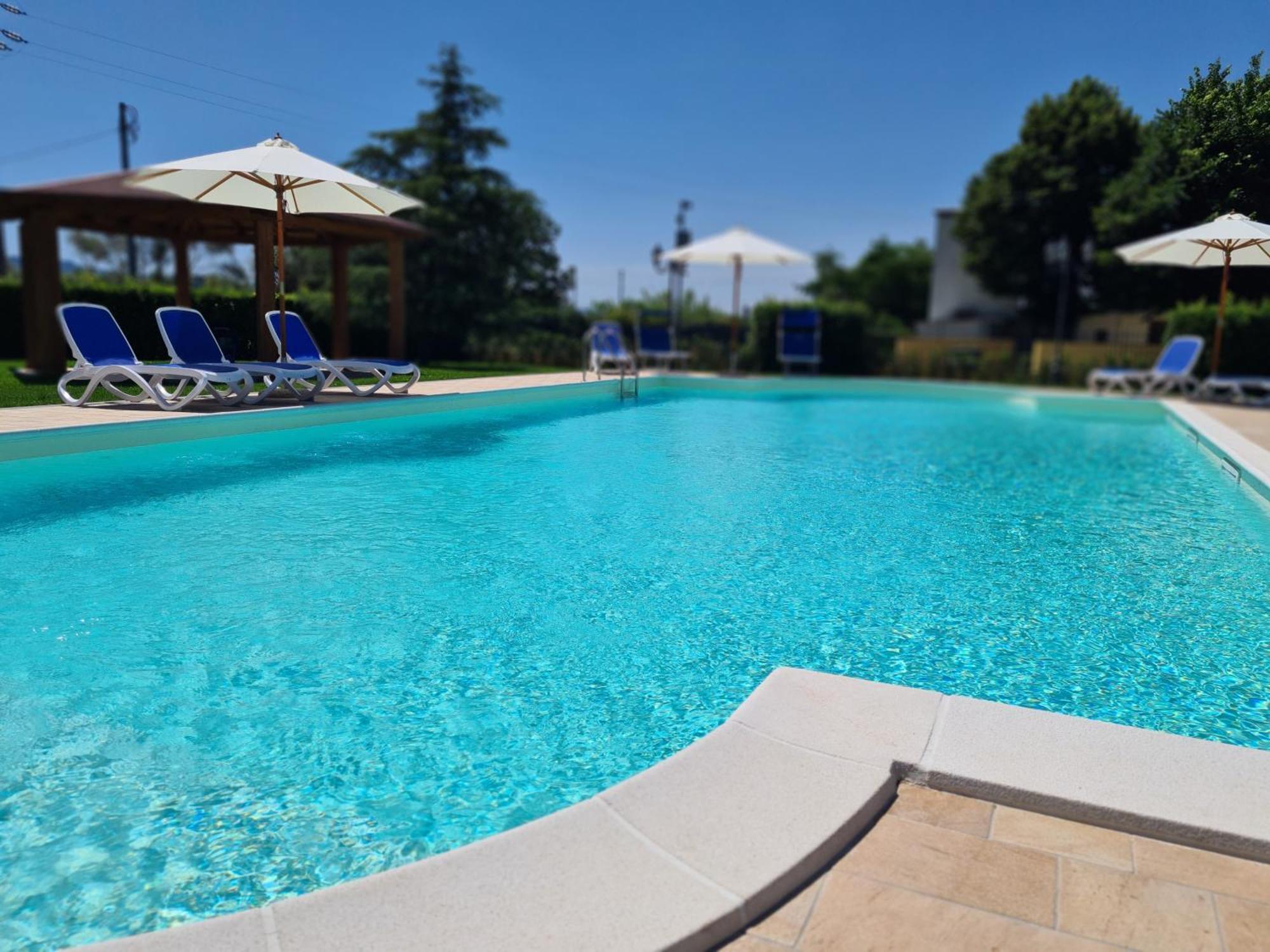 Hotel Lido - Beach And Palace Bolsena Exterior photo